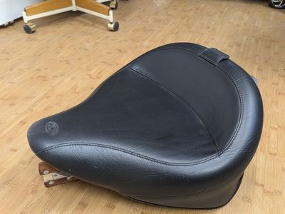 Mustang seat for Softail