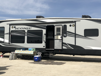 2019 Iconic Eclipse Toy Hauler