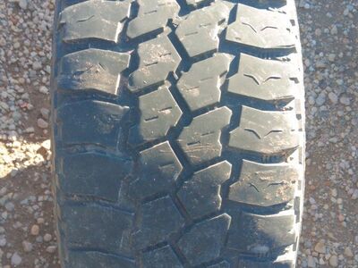 33-12.50-15 Mud Claw Xtreme MT Tire