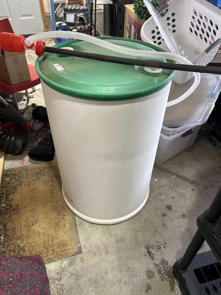 Clean 55 Gal Drum With Manual Pump