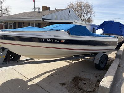 1986 Bayliner 18 ft. Open bow