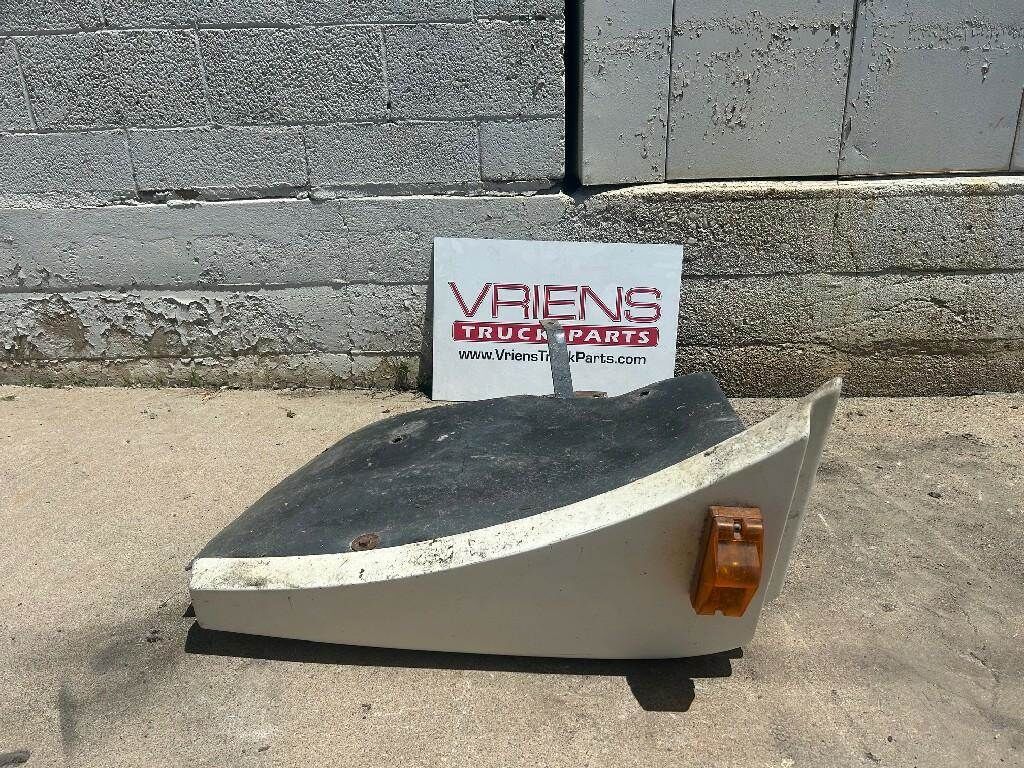 Freightliner Fender Extension