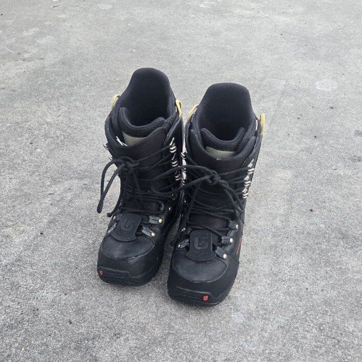 Men's Burton Progression Size 9-10 Snowboard Boots