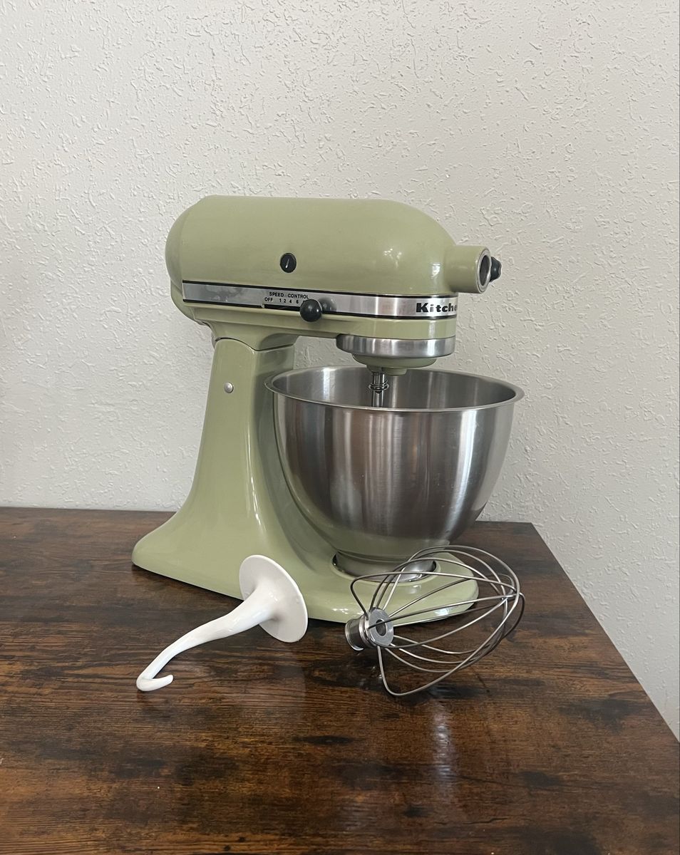 Vintage KitchenAid Hobart Avacado Green Mixer