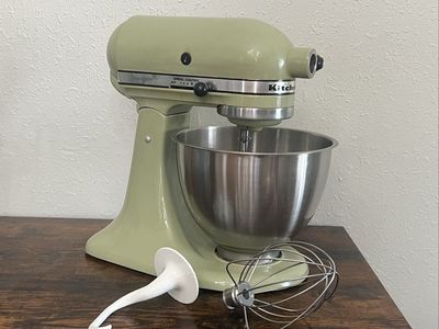 Vintage KitchenAid Hobart Avacado Green Mixer