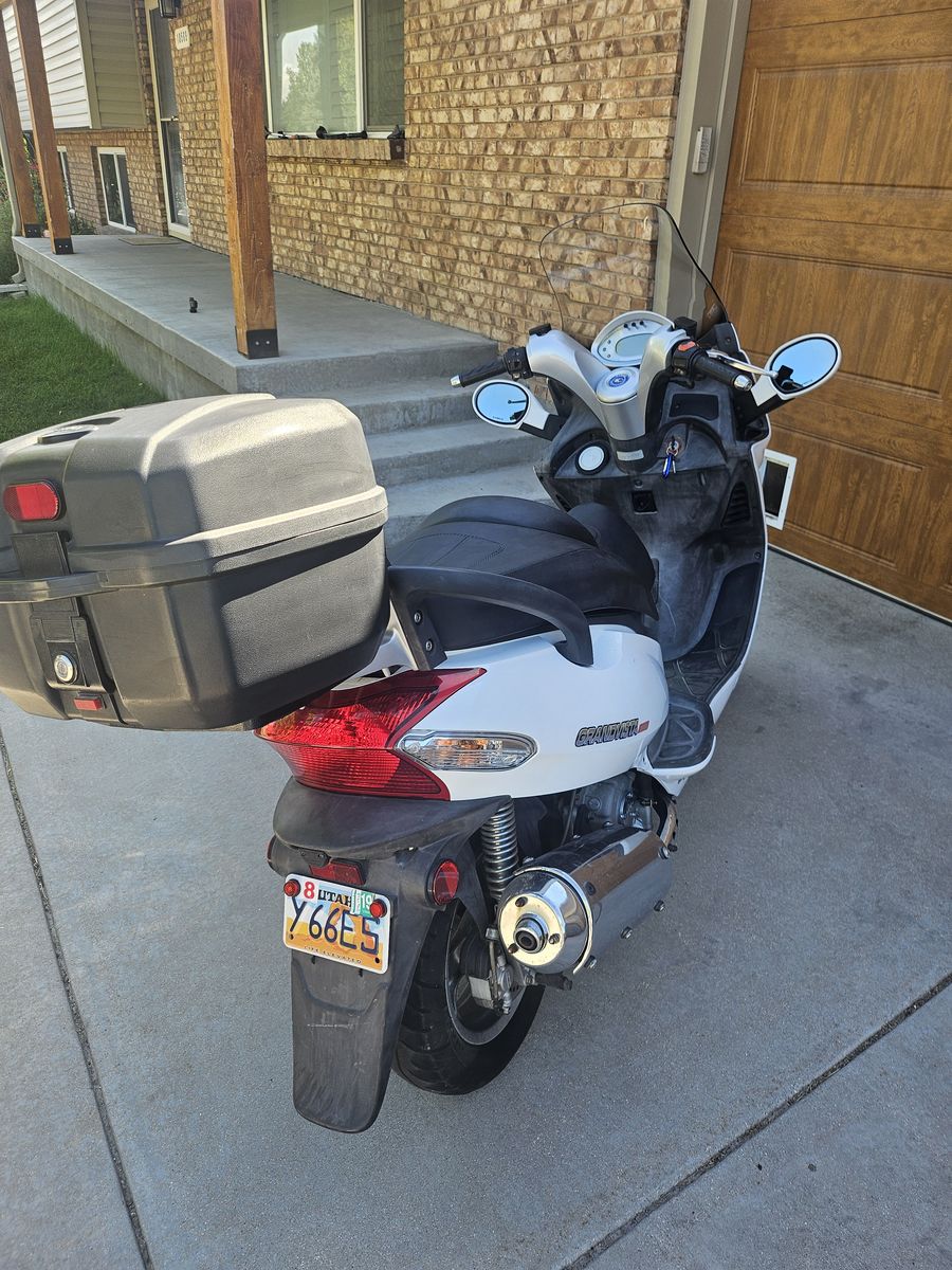 Kymco Grand Vista 250 Scooter