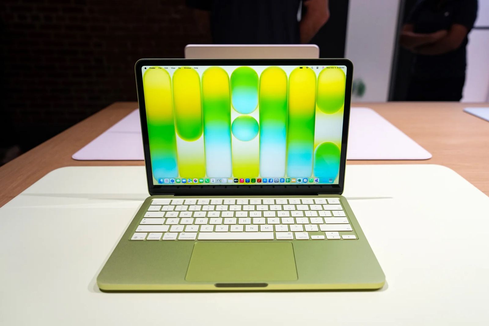 MacBook Neo 512g version