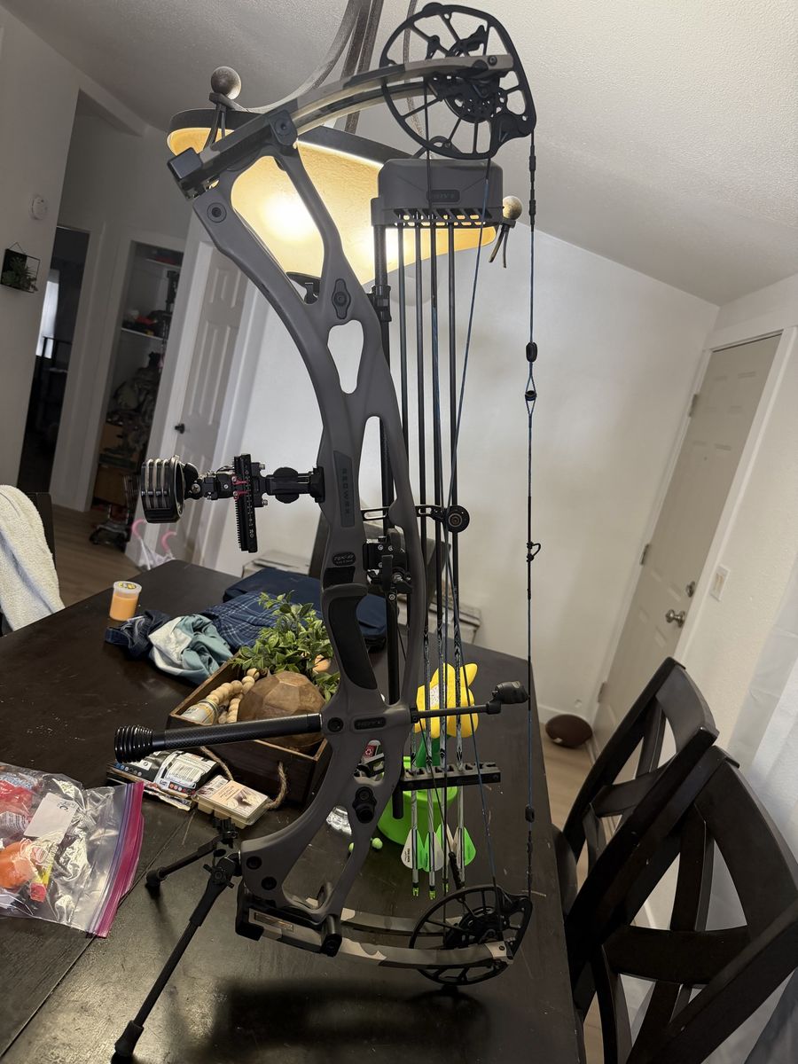 Hoyt RX8 Ultra