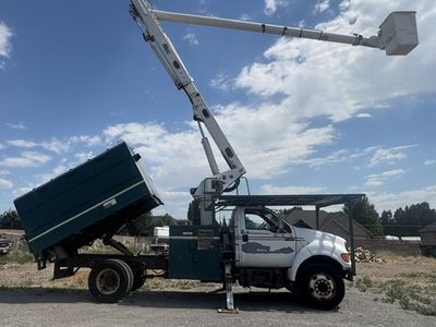 Bucket Truck