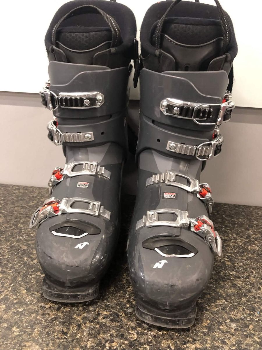 Used Nordica Sportmachine 90R GW 29.0MP Ski Boot