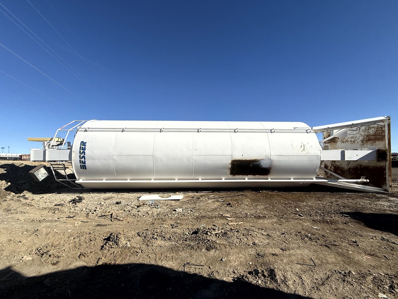 Besser 250 Ton Sand Silo Stock #2601050