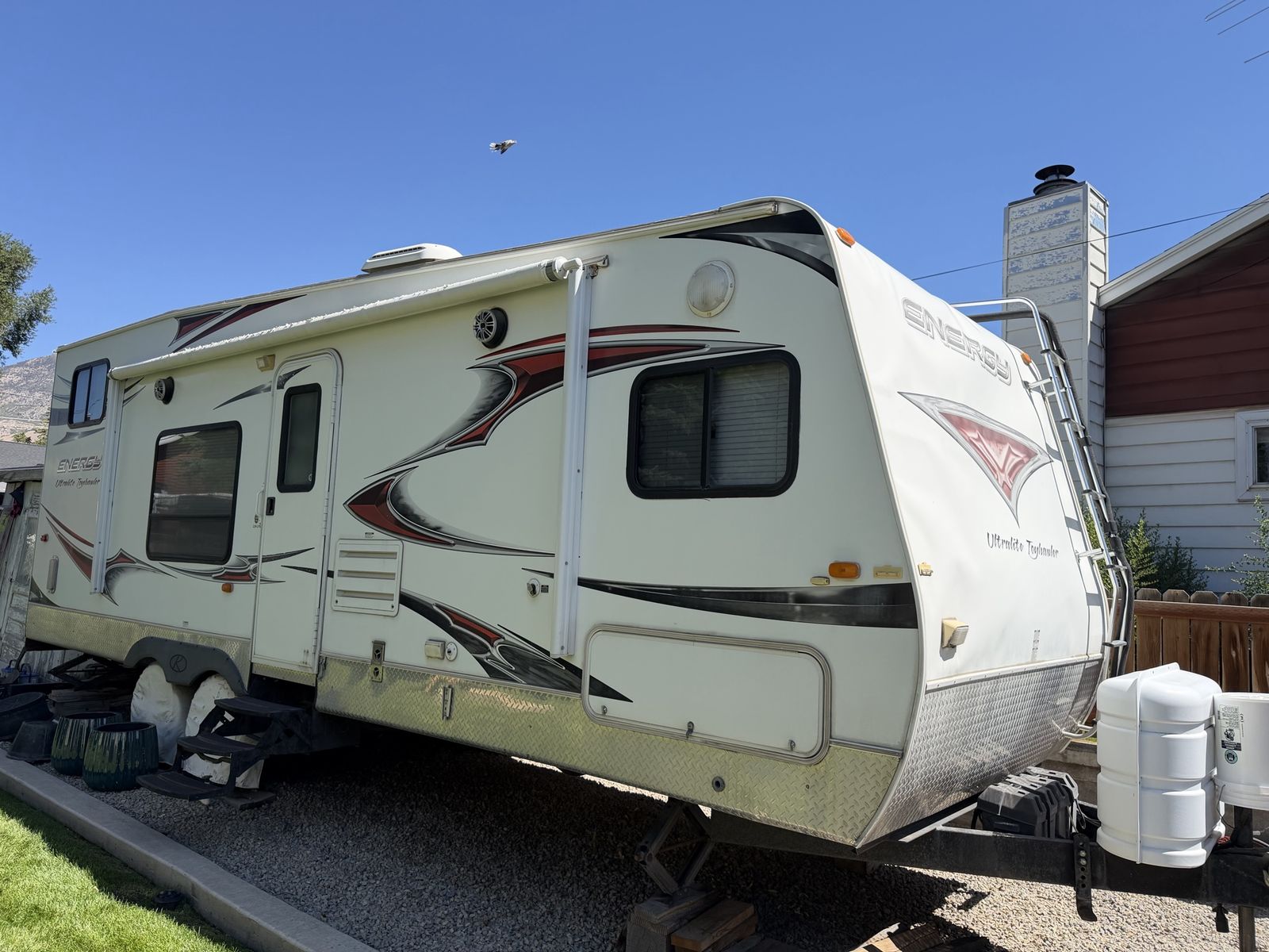 2010 Keystone Energy 236LFS