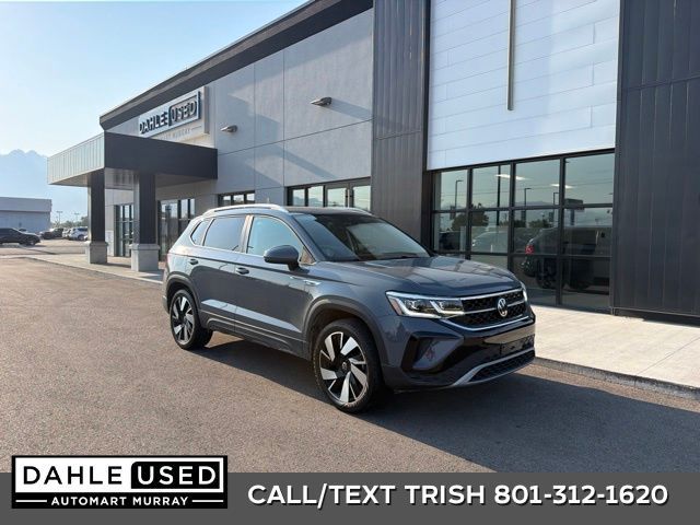 2024 Volkswagen Taos SEL 4Motion