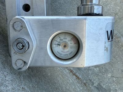 Weigh-Safe 2,200 lb Tongue Weight Trailer Hitch Mount with Scale and Dual Balls
