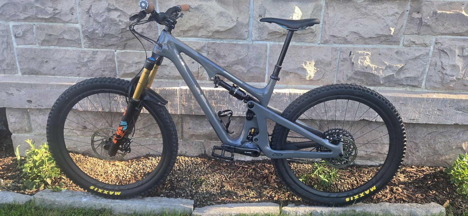 Yeti SB 140 Turq Series 27.5