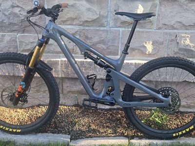 Yeti SB 140 Turq Series 27.5