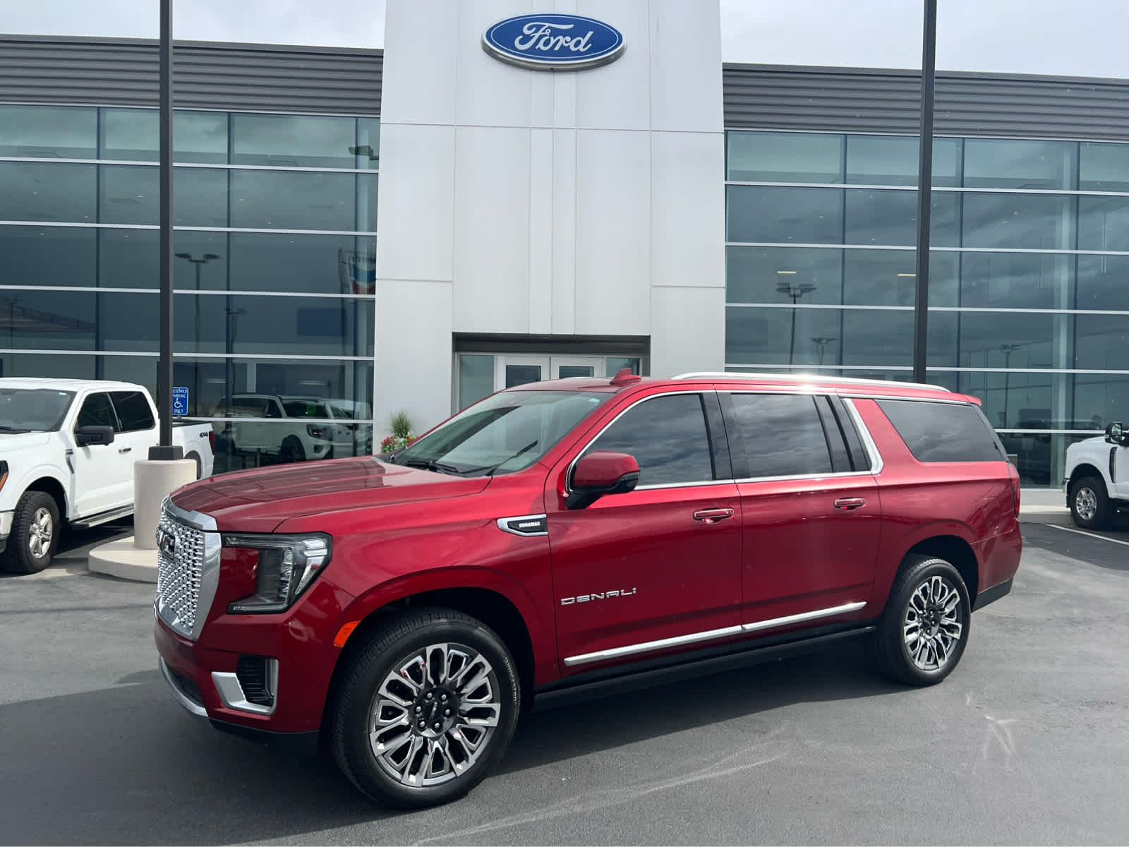 2024 GMC Yukon XL Denali