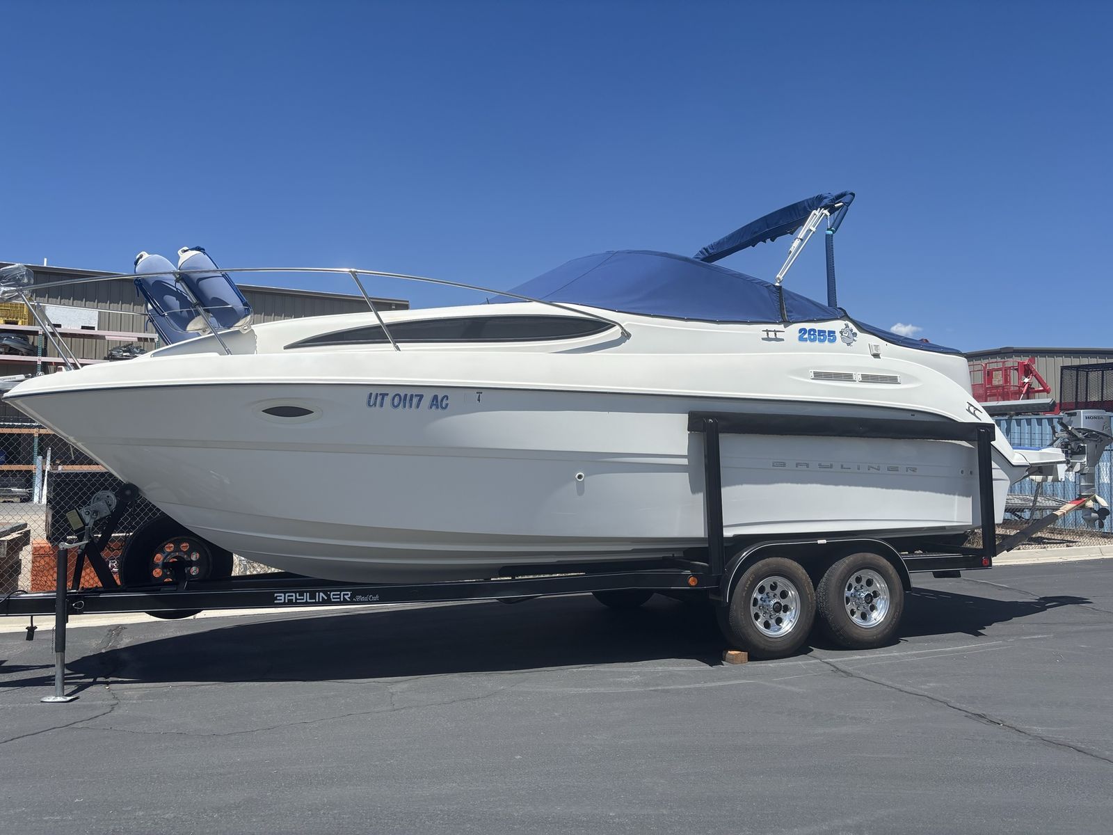 2003 Bayliner 2655 cruiser with 9.9 kicker