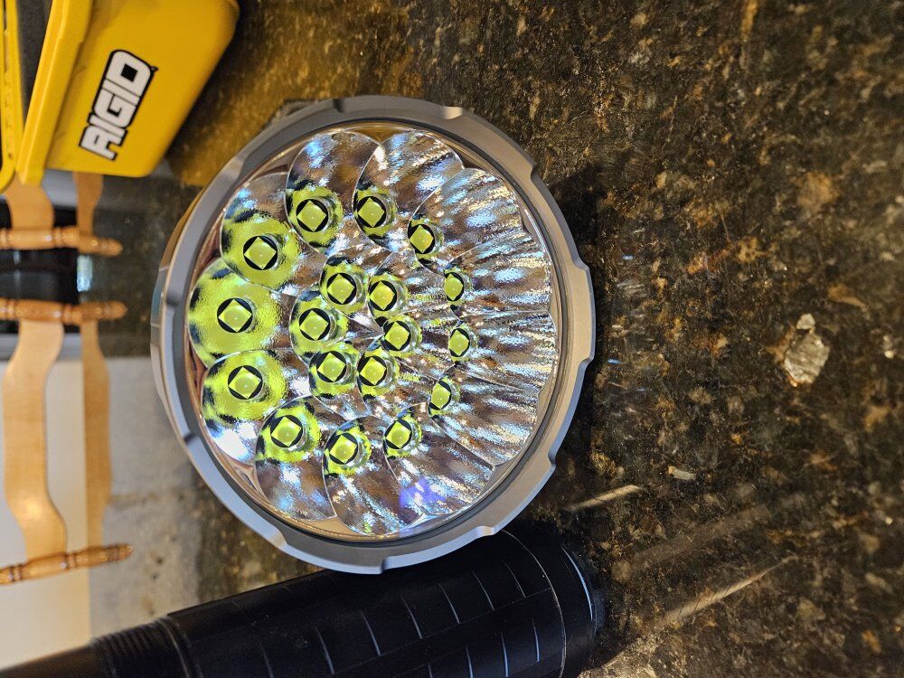 Imalent MS18 Flashlight