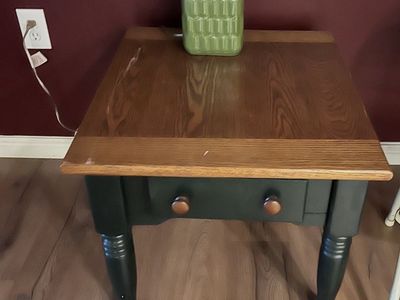 End table