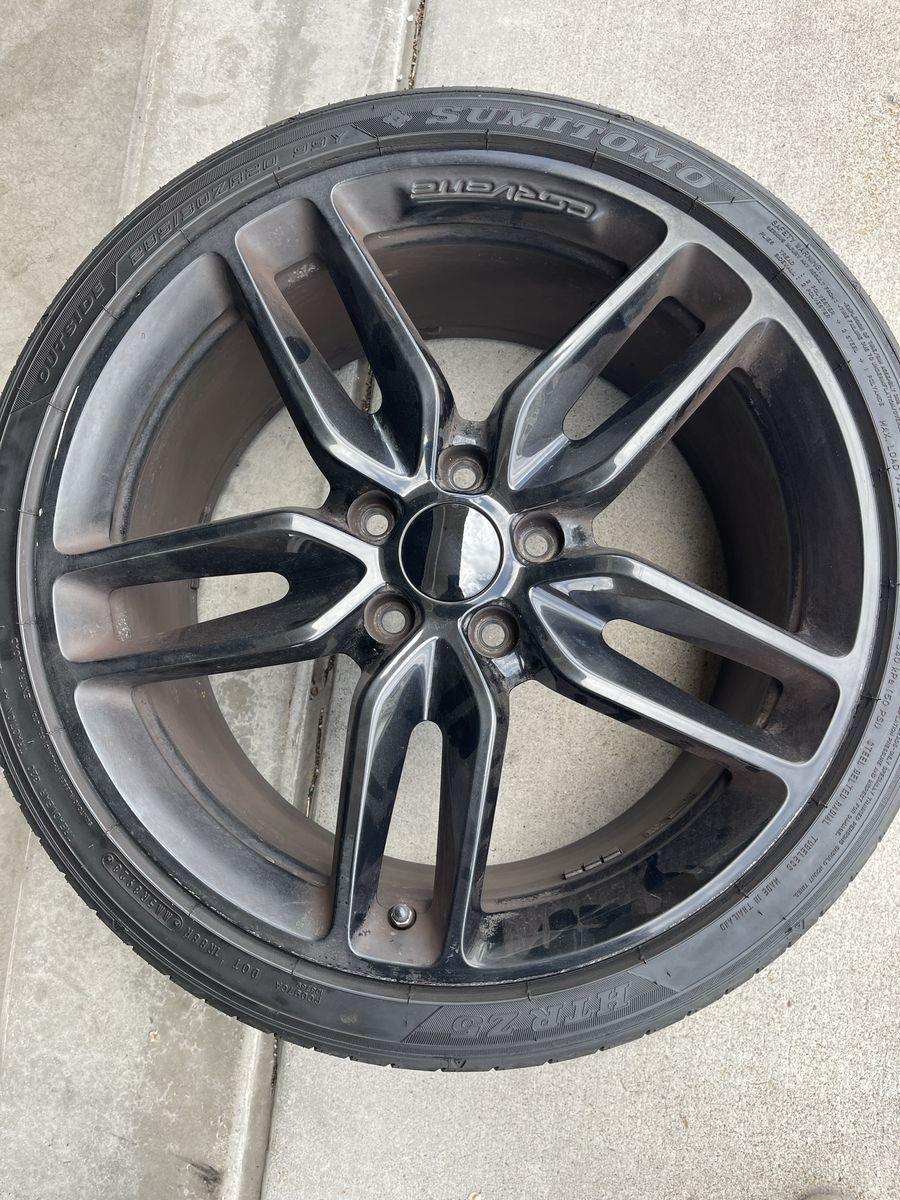 C7 Corvette 20” Wheel & like new Tire