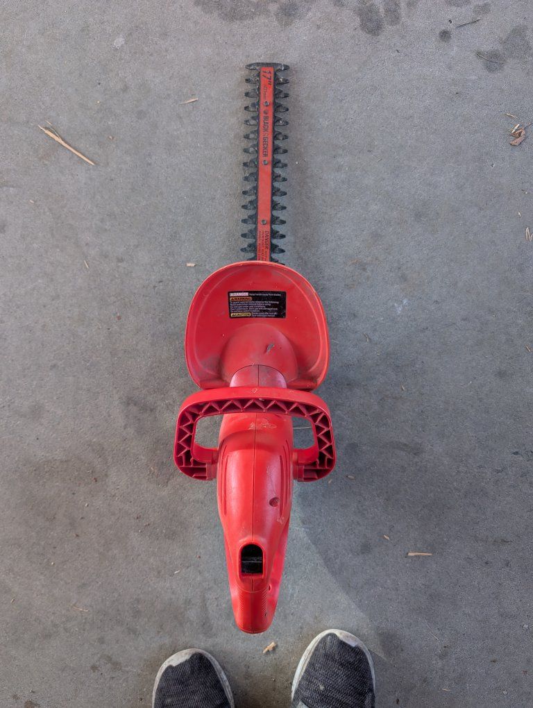Black and Decker Hedge Trimmer