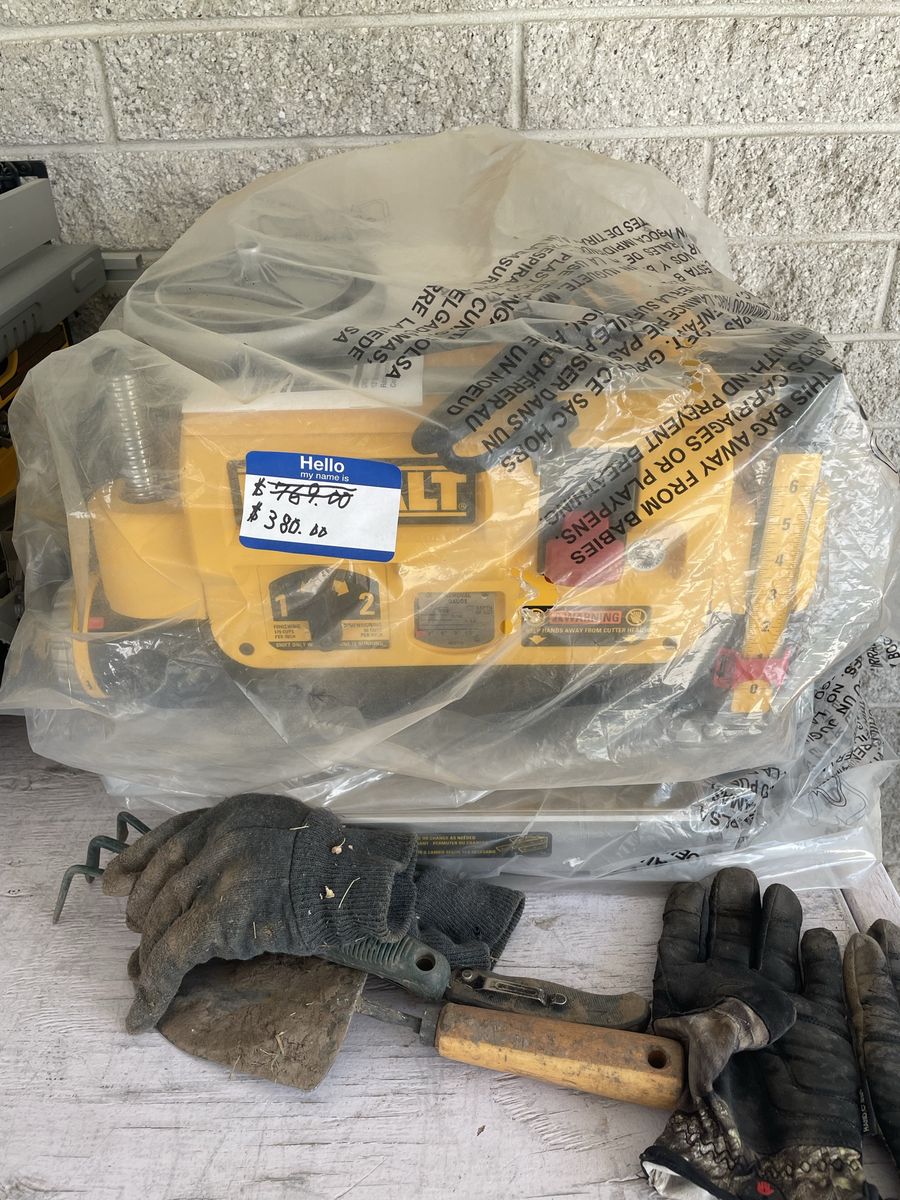 Dealt wood planerYellow, Portable, Corded Electric