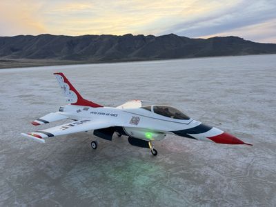 Eflite 80mm F-16 BNF