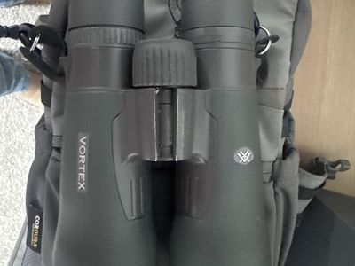 Vortex razor hd 12x50 binoculars