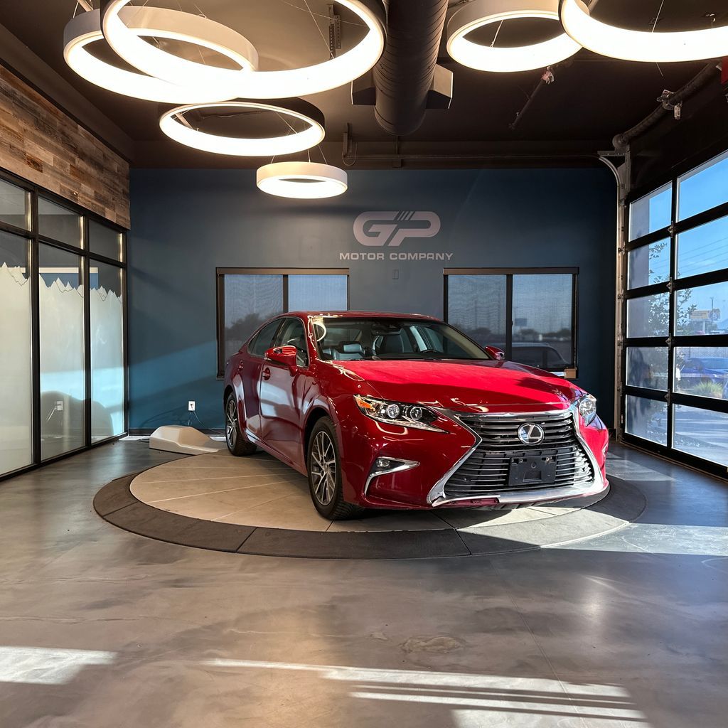 2017 Lexus ES Base