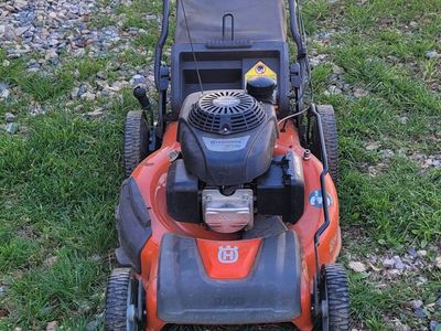 Husqvarna lawn mower self propelled