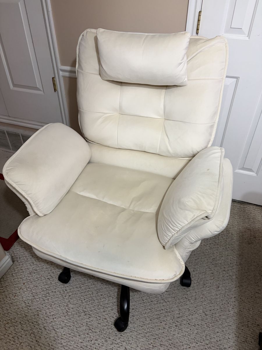 Great Stuffed Office Chair