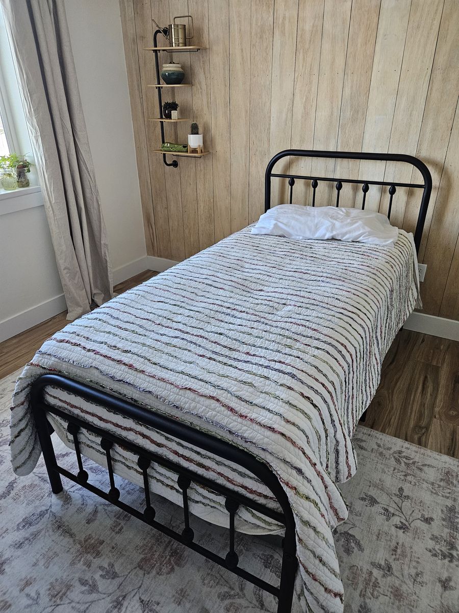 Twin Bed frame with box spring