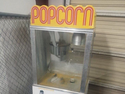 Vintage Popcorn Popping Machine. Commercial.