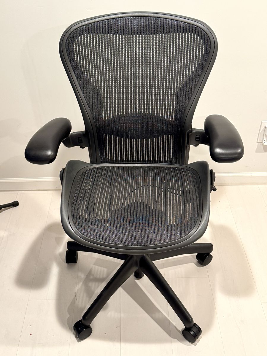 Herman Miller Aeron Chair
