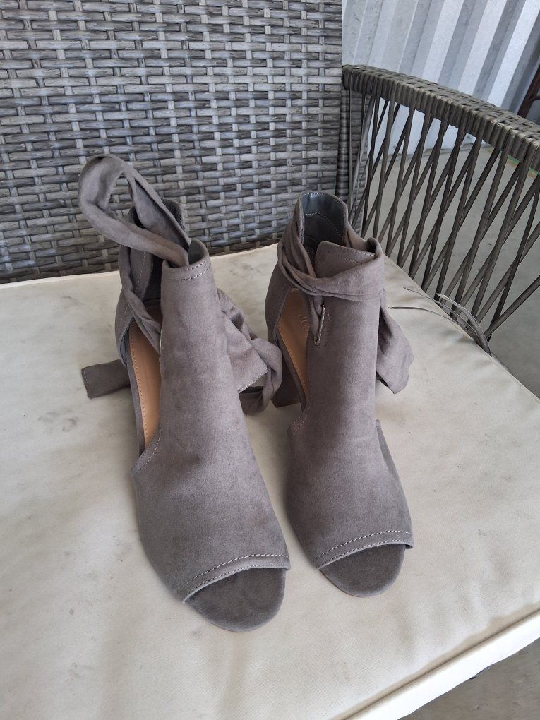 womens shoes size 8 new