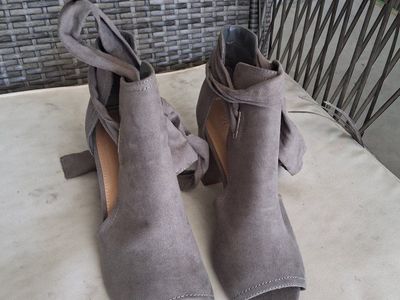 womens shoes size 8 new