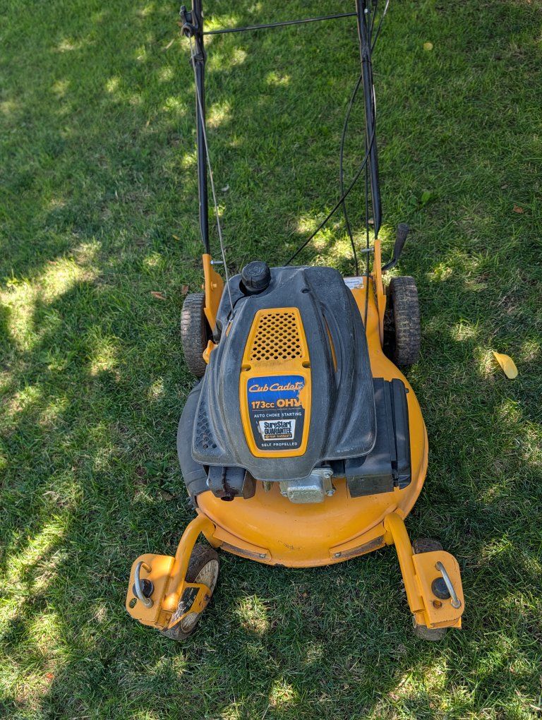 Cub Cadet 173cc OHV Self-Propelled Walk-Behind Lawn Mower, Auto Choke Starting