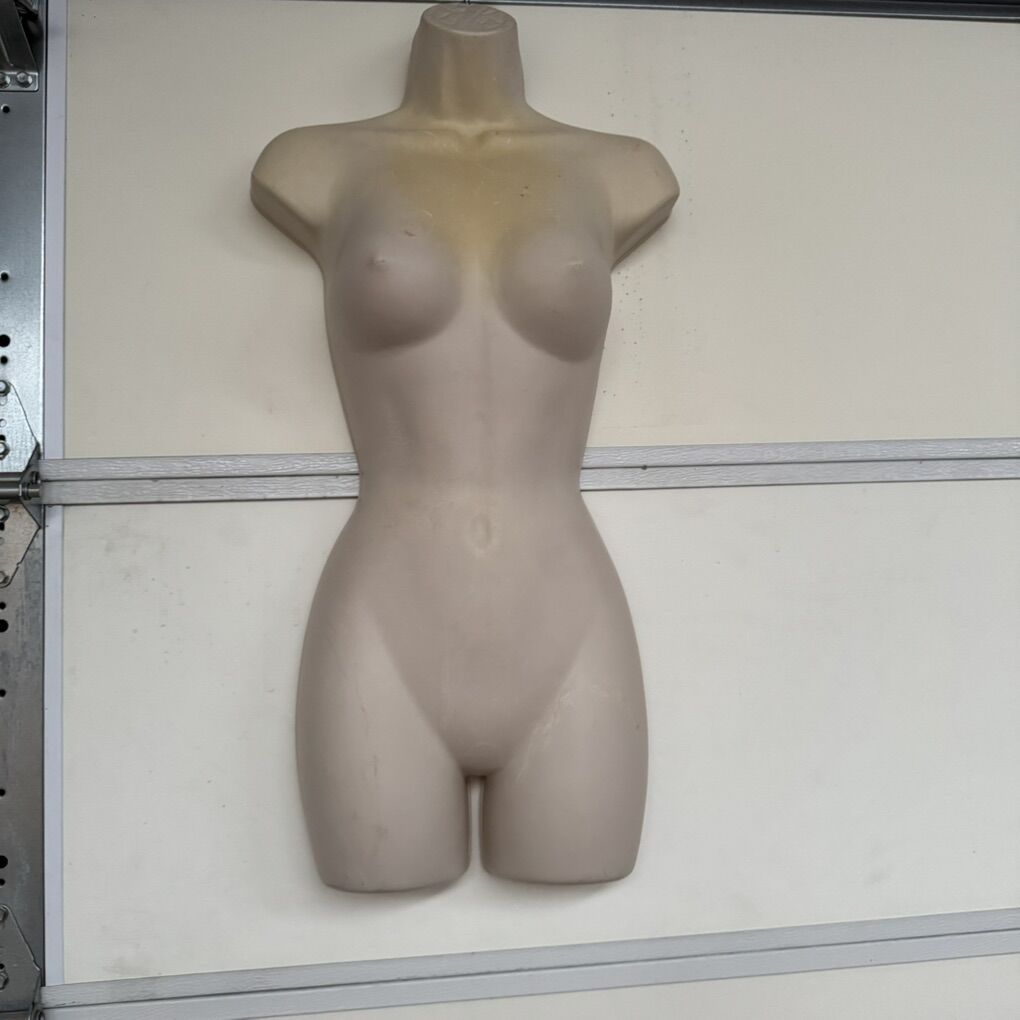 Female Body Form Retail Display Hanging Mannequin