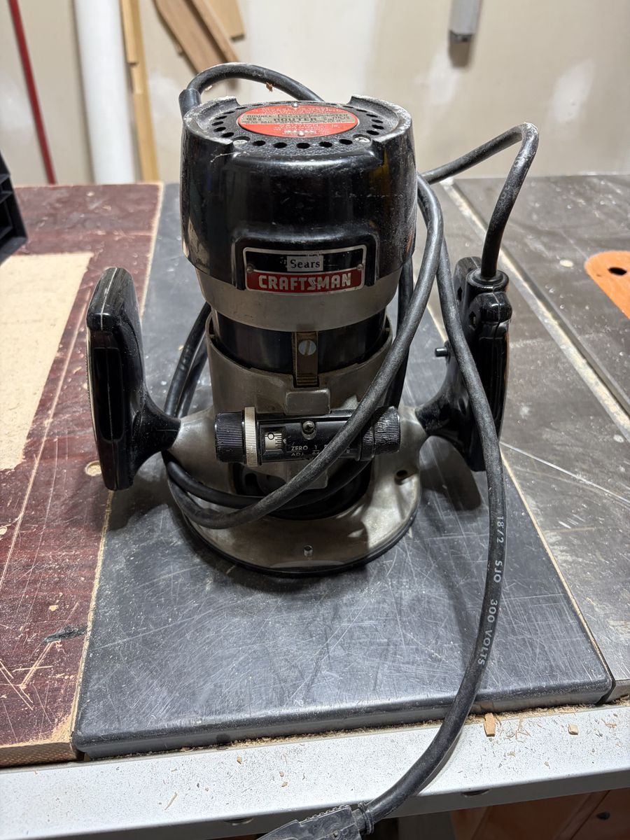 Craftsman Router