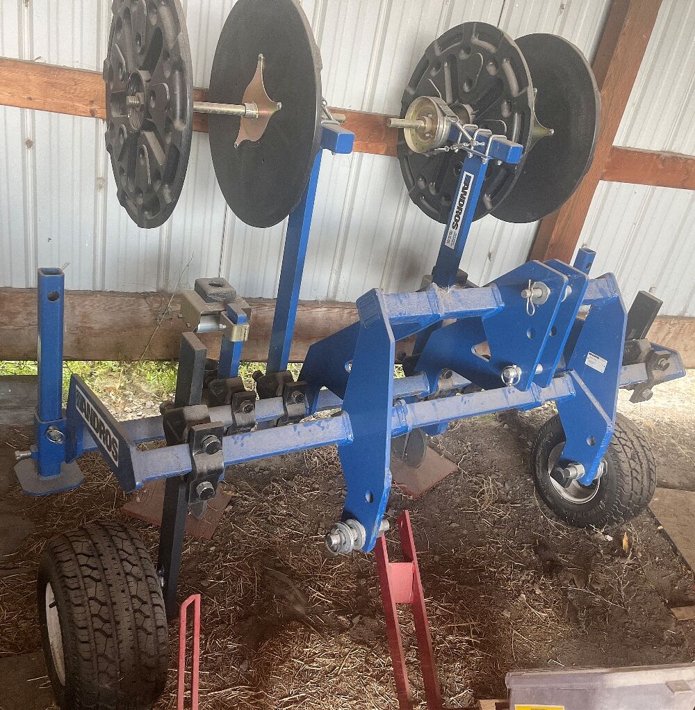 2021 BOSS Junior Andros Drip Tape Injector