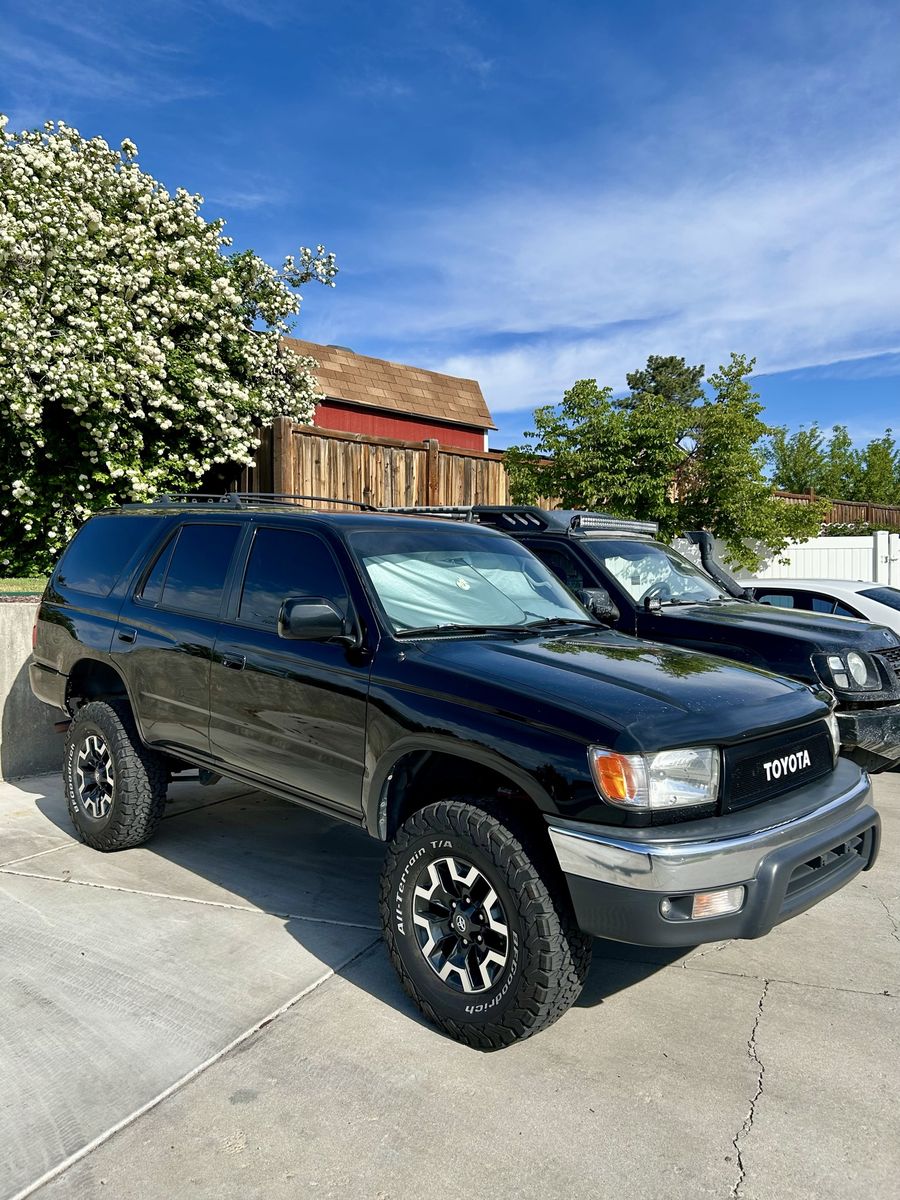 2002 Toyota 4Runner SR5 V6