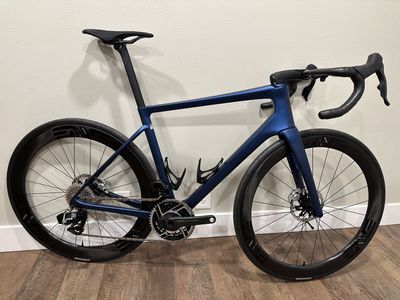 Enve Melee 56cm Road Bike