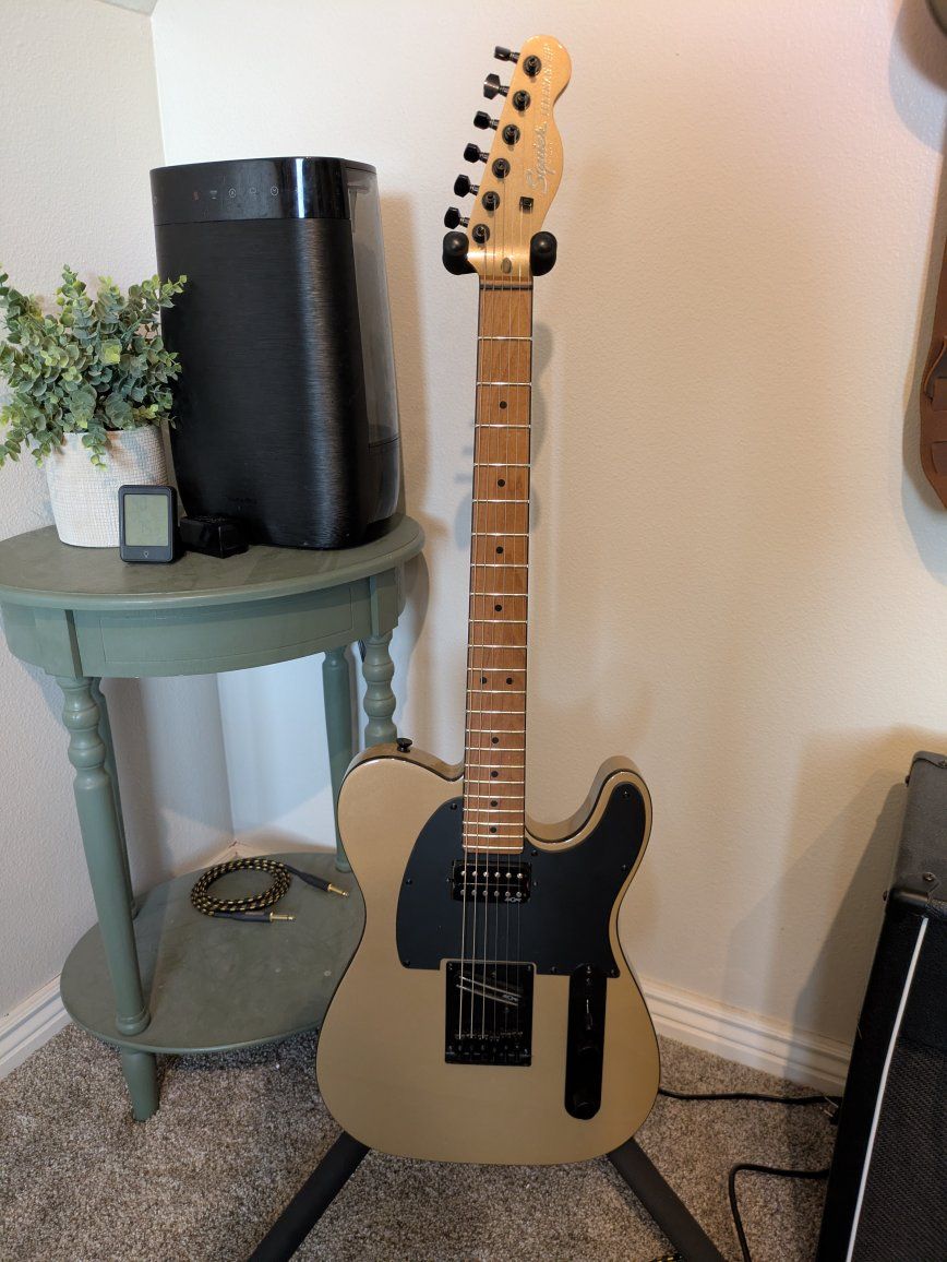 Squier by Fender Telecaster Electric Guitar contemporary hh - Gold with Black Pickguard
