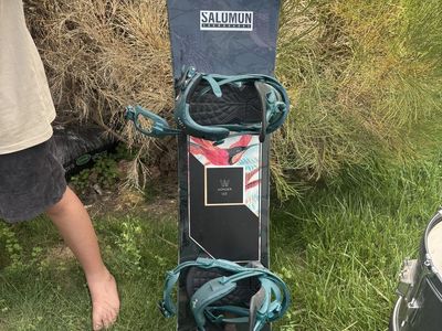 Salomon Snowboard with Bindings - 148 CM