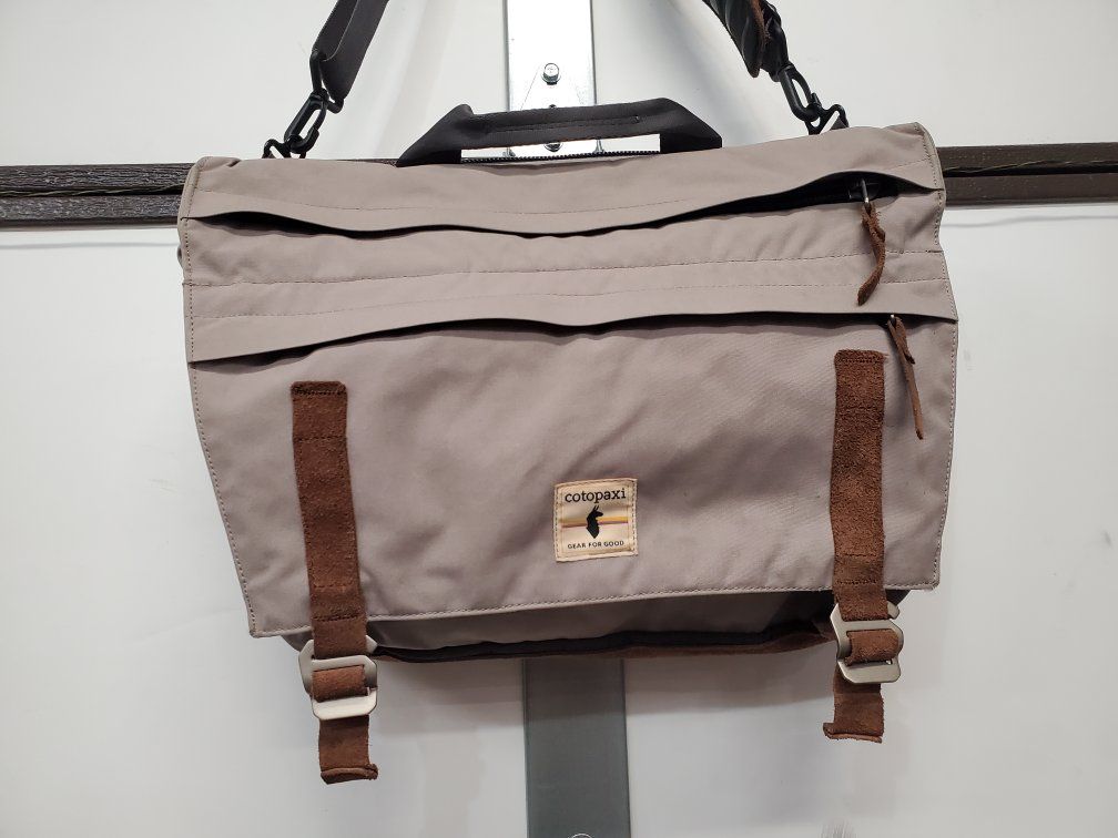 Cotopaxi Shoulder Bag