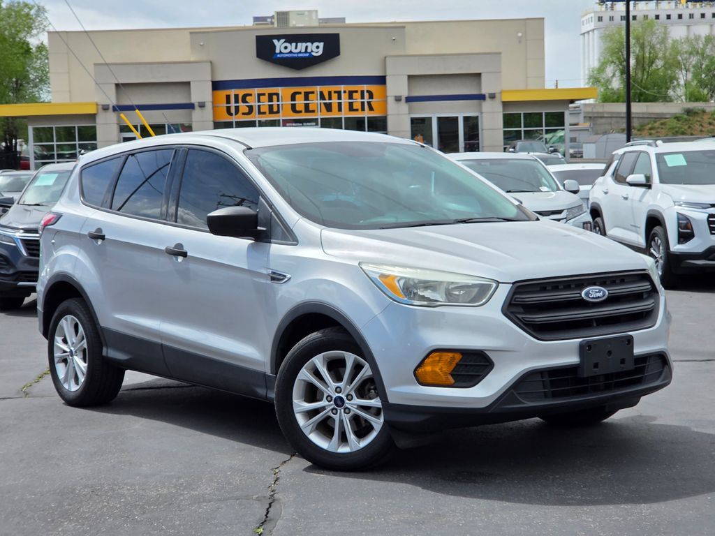 2017 FORD ESCAPE S