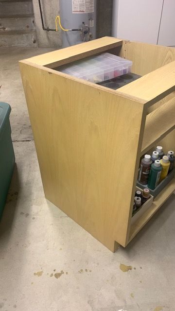 Bathroom cabinet