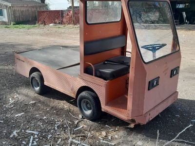 Electric get around cargo truck
