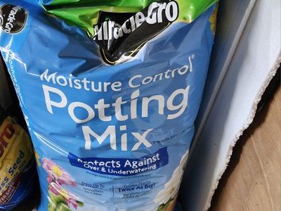 Miracle-Gro Potting Mix